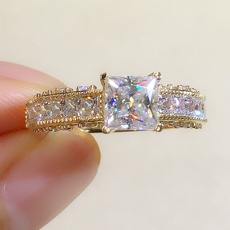 The Athena - Princess Cut Moissanite Ring with 1 to 3 carats in 18K White, Yellow or Rose Gold