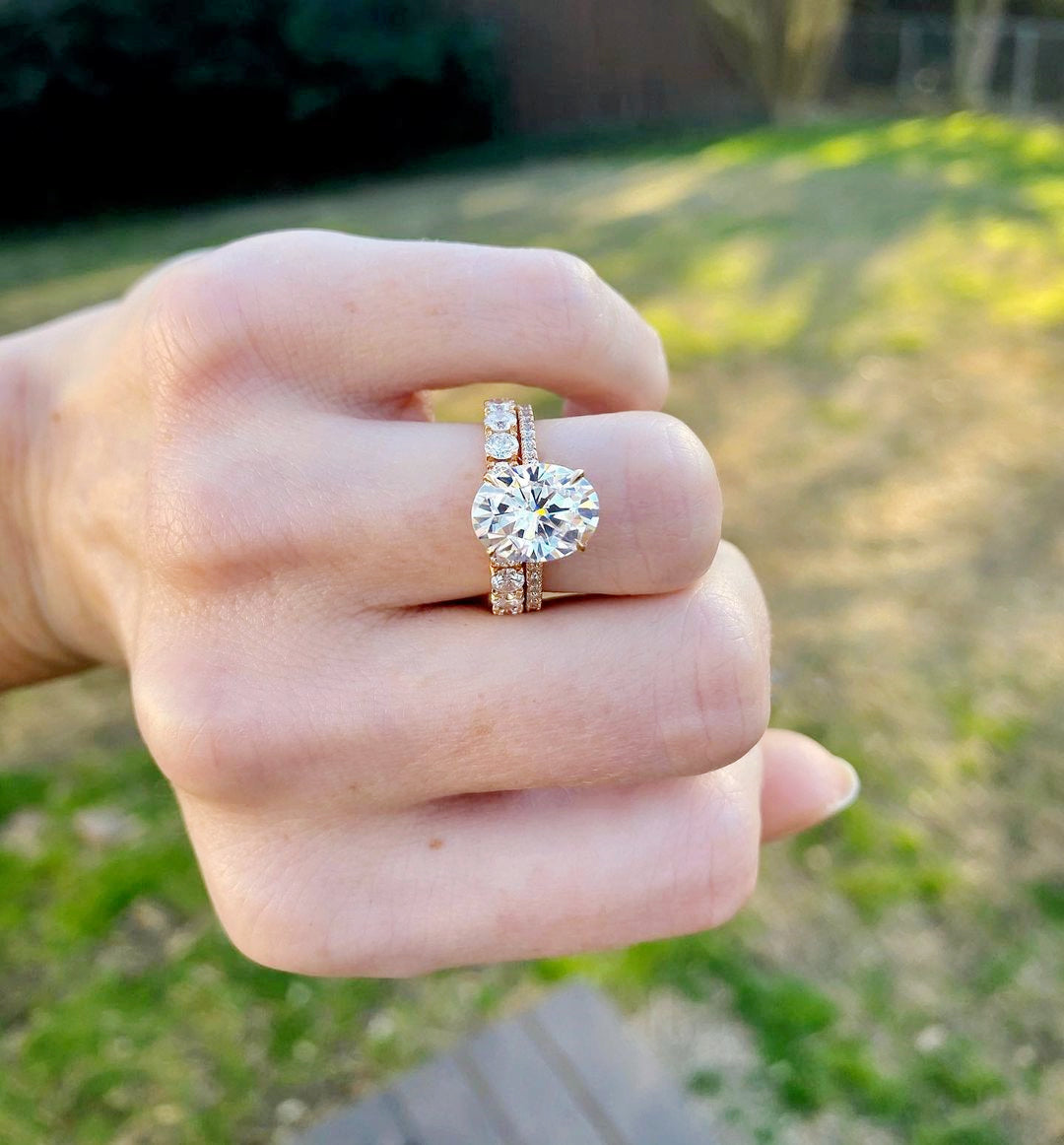 The Elixia - Oval Cut Moissanite 4 Claw Prong Pavé Ring with 1.5 to 3 carats in 18K White, Yellow or Rose Gold